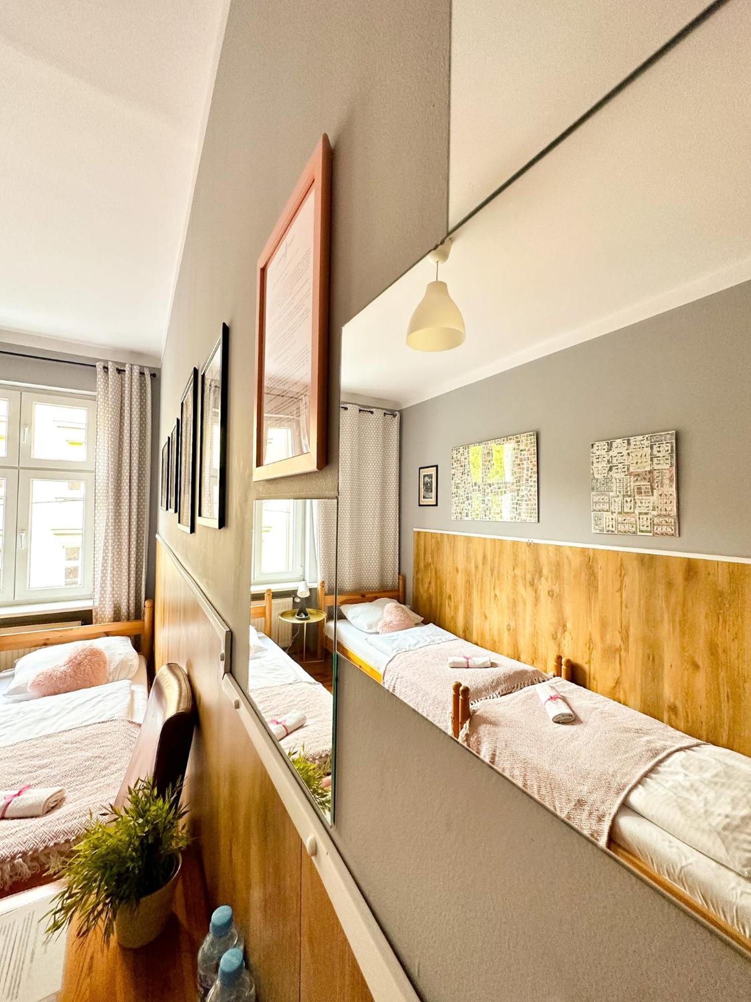 Explorer B&B Old Town Rooms & Apartment #Don'T Be A Tourist, Be An Explorer! Poznan Luaran gambar