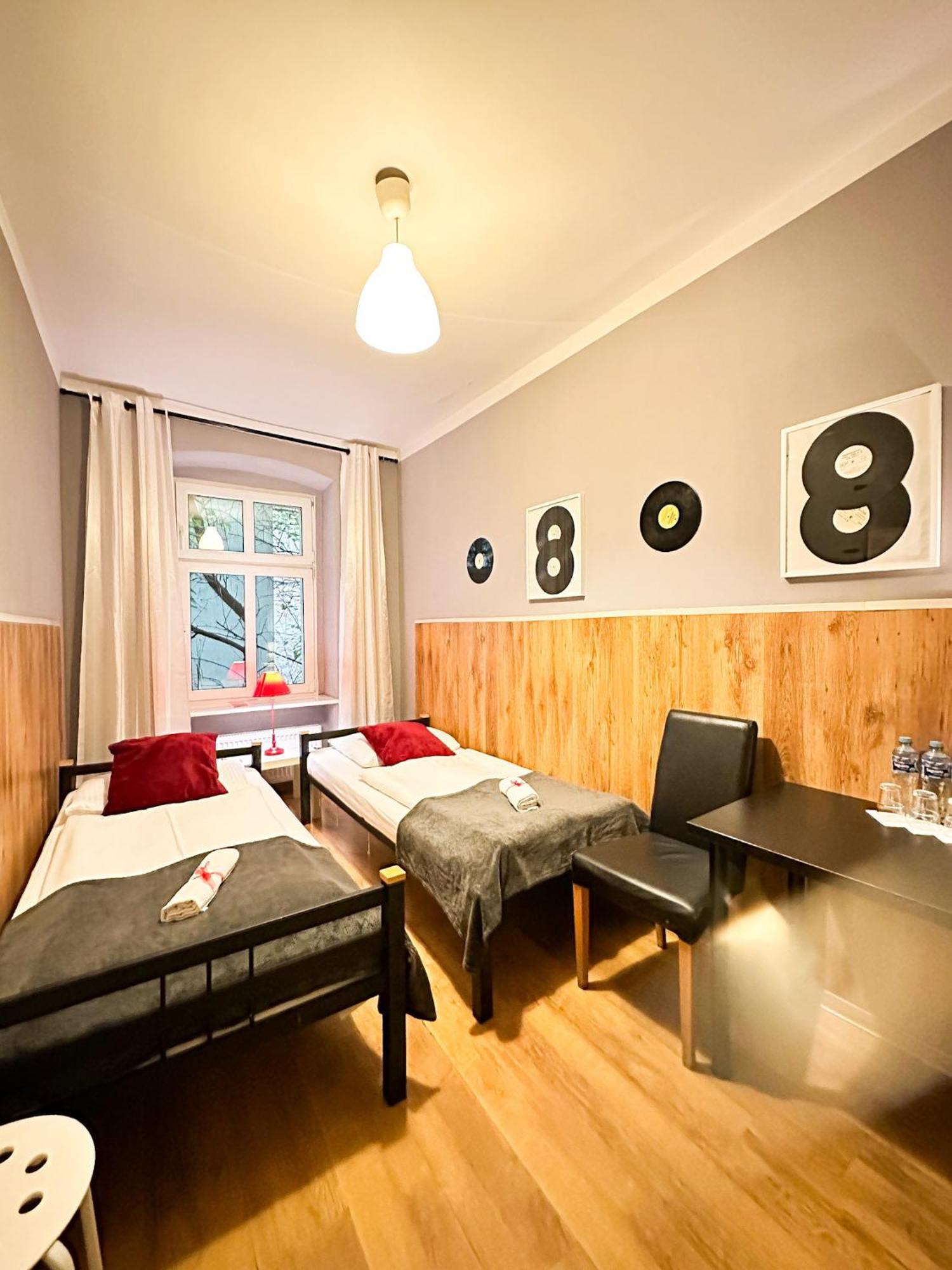 Explorer B&B Old Town Rooms & Apartment #Don'T Be A Tourist, Be An Explorer! Poznan Luaran gambar