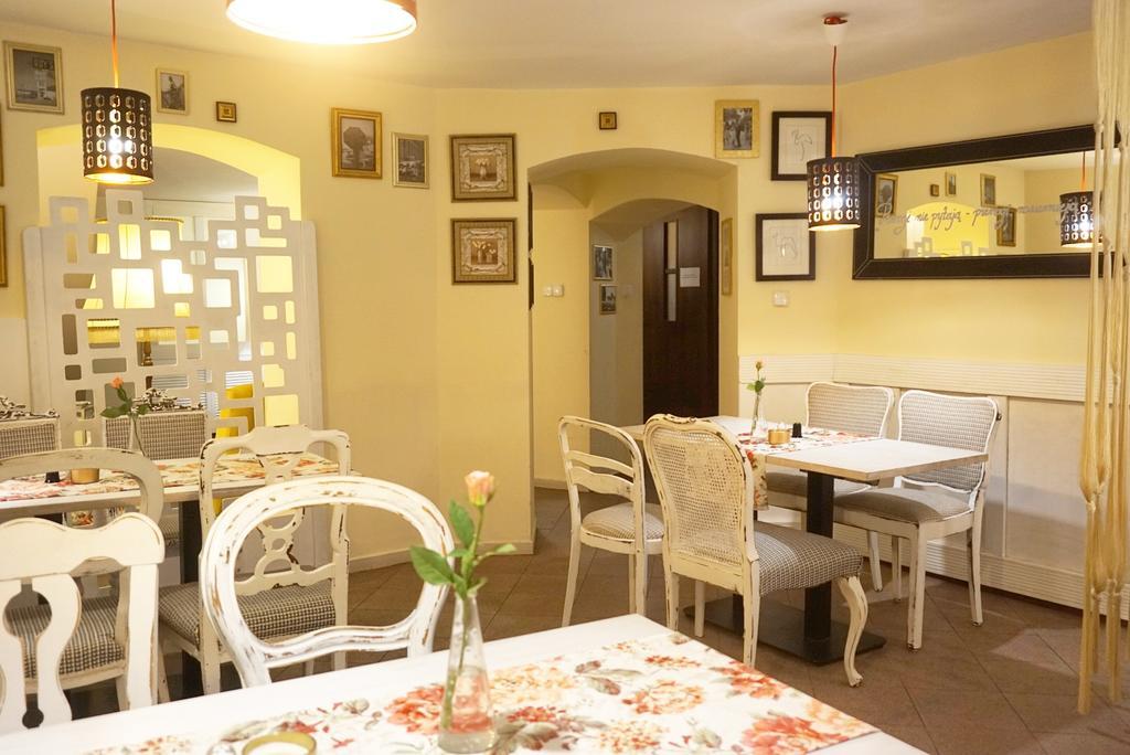 Explorer B&B Old Town Rooms & Apartment #Don'T Be A Tourist, Be An Explorer! Poznan Luaran gambar