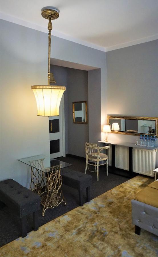 Explorer B&B Old Town Rooms & Apartment #Don'T Be A Tourist, Be An Explorer! Poznan Luaran gambar