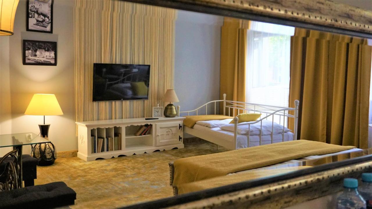Explorer B&B Old Town Rooms & Apartment #Don'T Be A Tourist, Be An Explorer! Poznan Luaran gambar